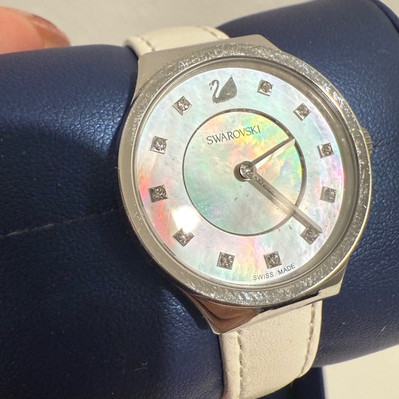 Swarovski Dreamy Leather Watch - Picture 11 of 17